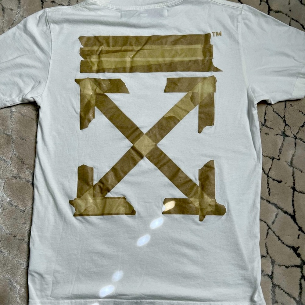 Off white t shirt